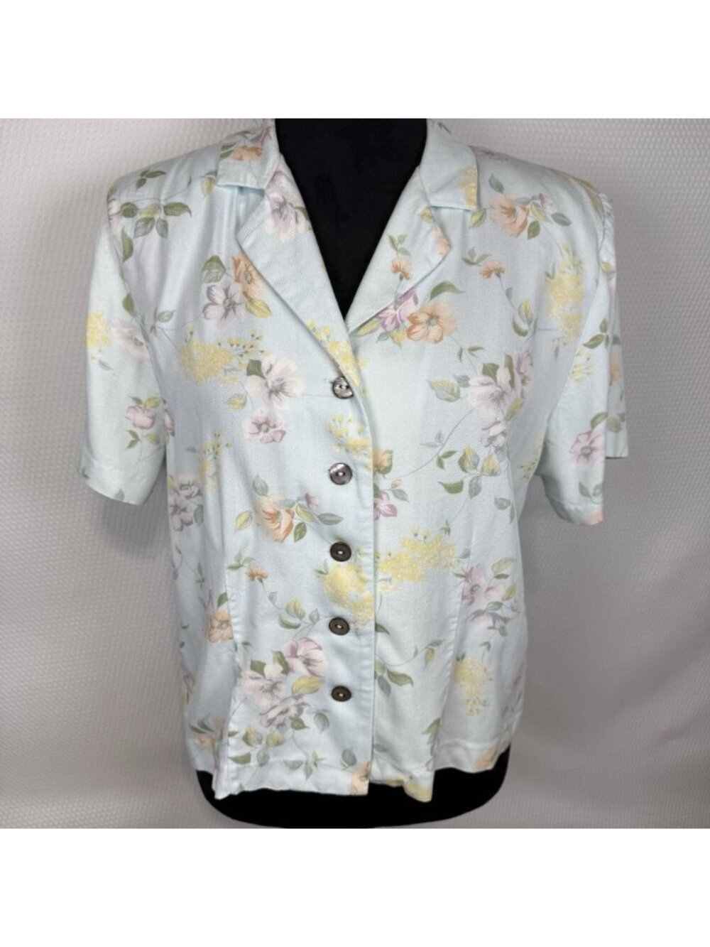 Boca Classics Island Wear Womans Button Up Floral Top Blue Size Small Open Back